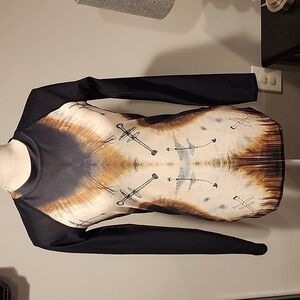 NWT Pmwaterlily long sleeve top size medium 82%polyester 18%spandex